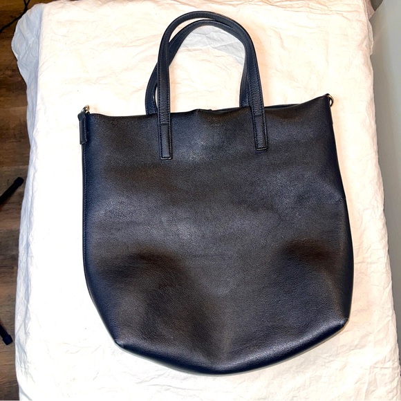 Saint Laurent Toy North/South Black Leather Tote - Picture 5 of 16